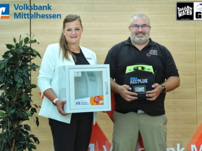 Mercenaries gewinnen Defibrillator für das Georg-Gaßmann-Stadion
